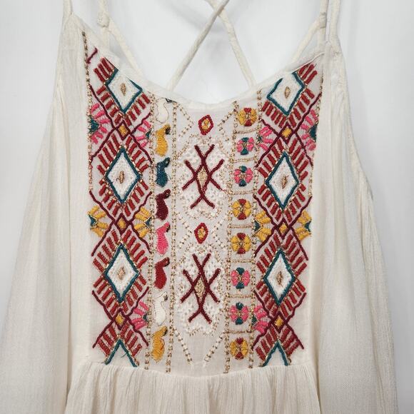 NWT Ecote Urban Outfitters Cream Crinkle Embroidered Flowy Tank Top Women's S - Picture 5 of 8